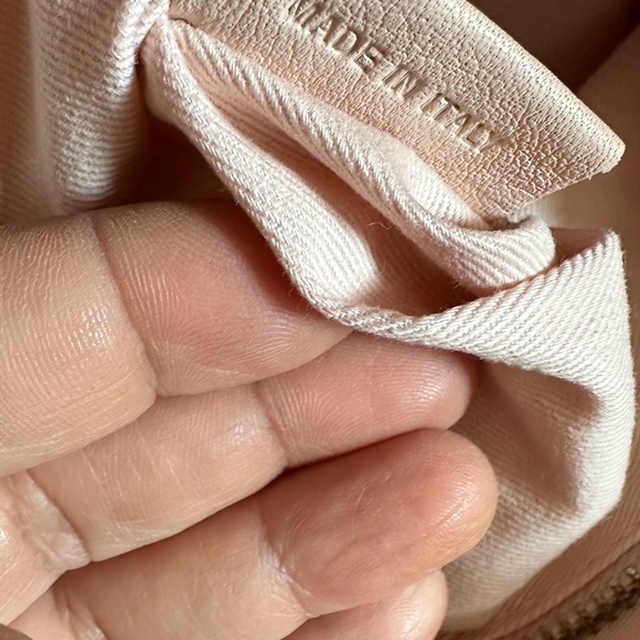 Valentino Red EUC Light Pink Bow Tote - Picture 6 of 10